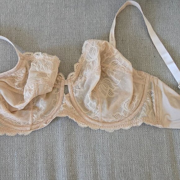 Calvin Klein Seductive Comfort With Lace Full Coverage Bra QF1741 34DDD - Picture 2 of 4